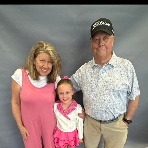 Meet your Posher, Nancy - Picture 2 of 2